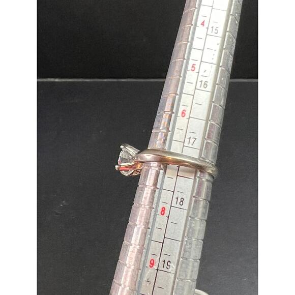 Vintage CZ solitaire sterling silver ring size 7 - Picture 14 of 15